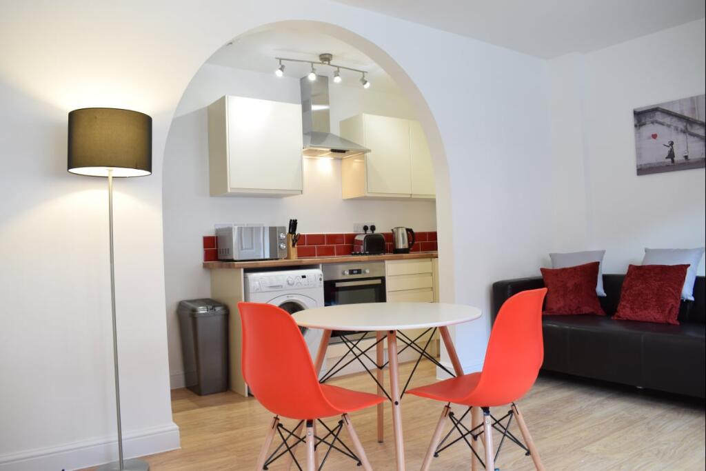 1 bed 1st Floor Flat for rent in Coppenhall Moss. From Emoov - Chelmsford