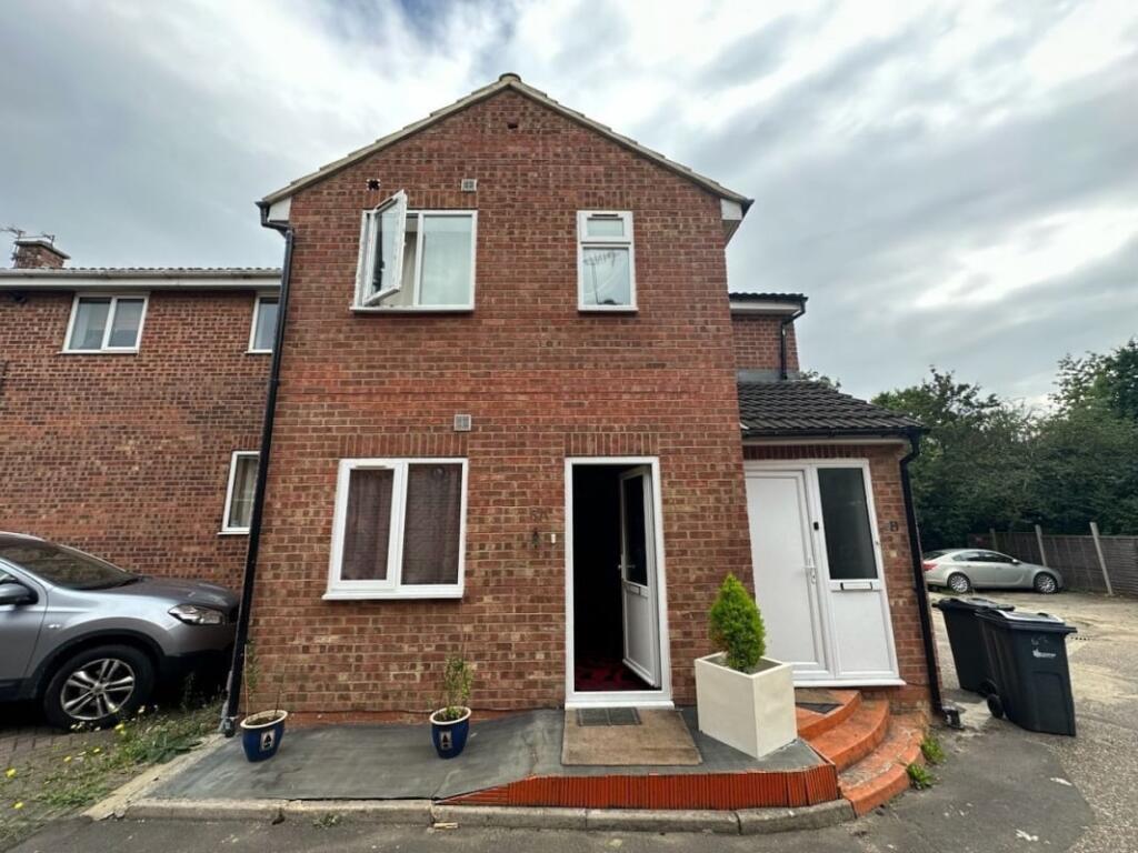 2 bed 1st Floor Flat for rent in Braintree. From Emoov - Chelmsford