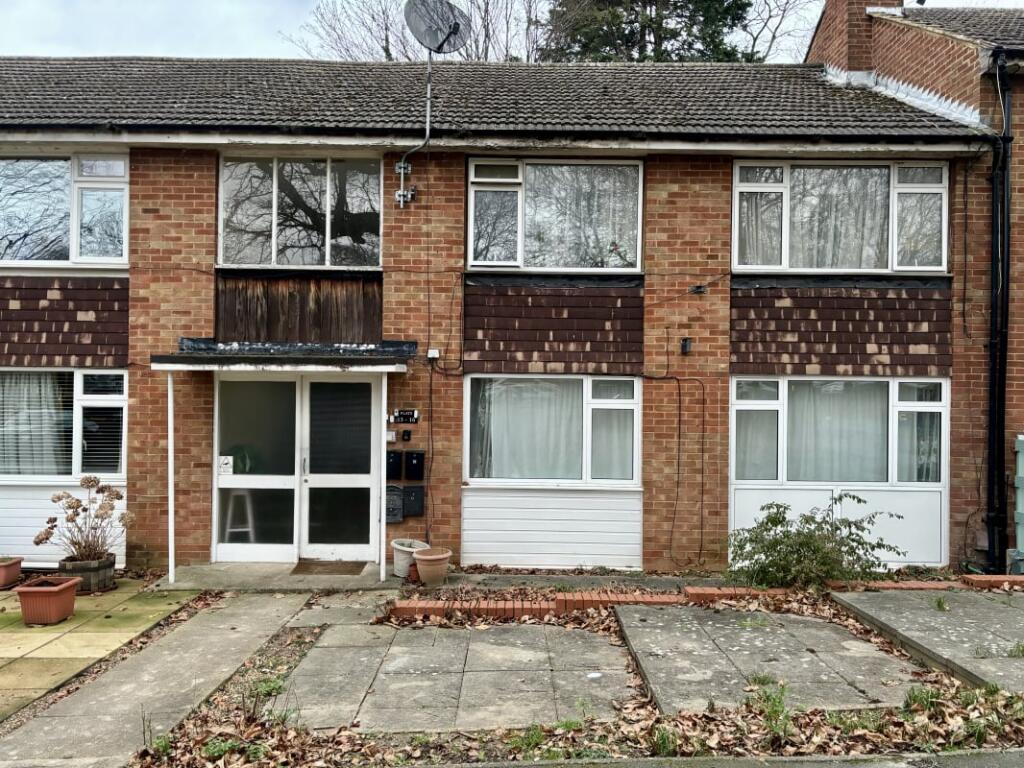 2 bed 1st Floor Flat for rent in Uxbridge. From Emoov - Chelmsford 2 bed 1st Floor Flat for rent in Uxbridge. From Emoov - Chelmsford