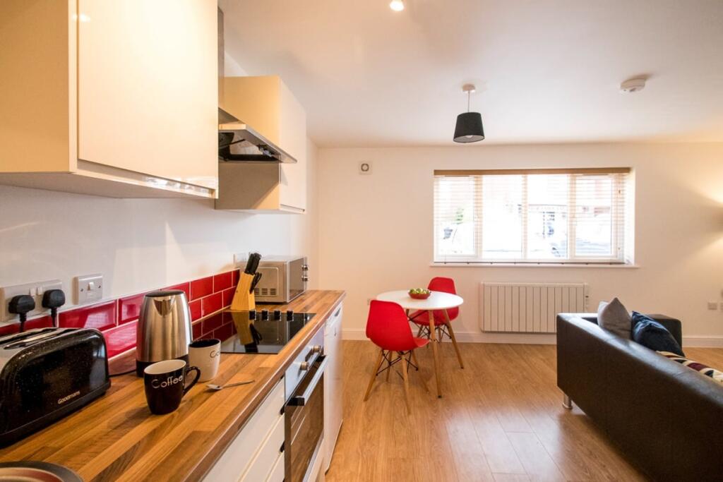 1 bed House (unspecified) for rent in Haslington. From Emoov - Chelmsford