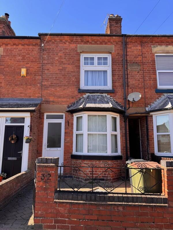 3 bed Mid Terraced House for rent in Kilby. From Emoov - Chelmsford