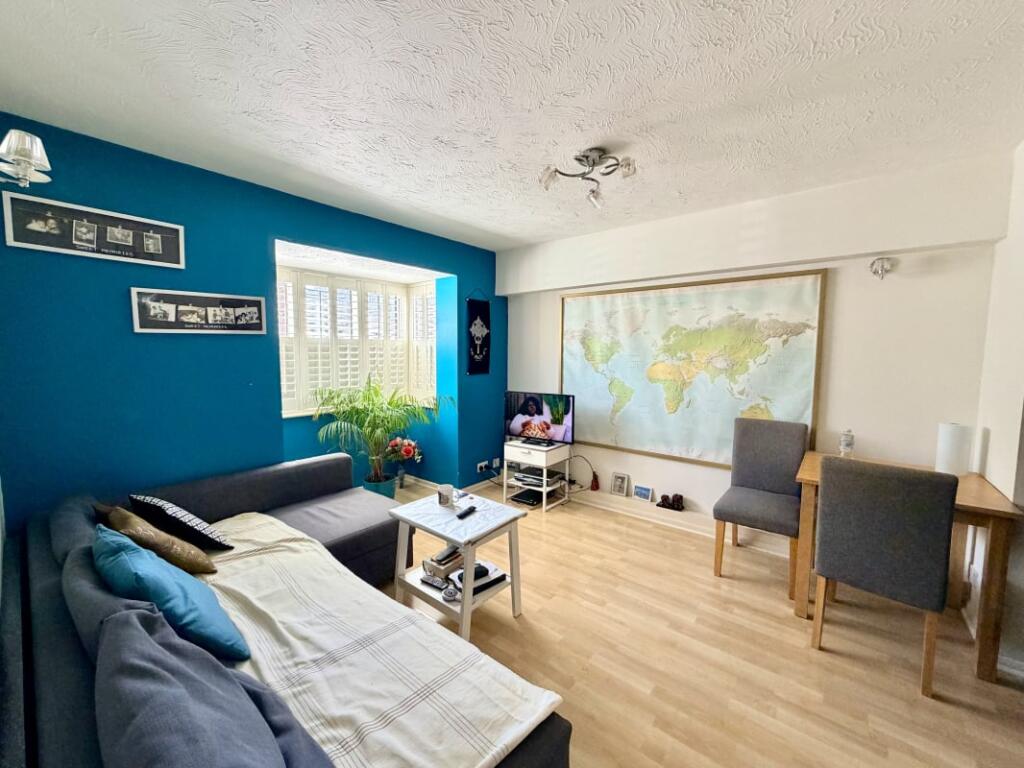 1 bed 1st Floor Flat for rent in Willesden. From Emoov - Chelmsford