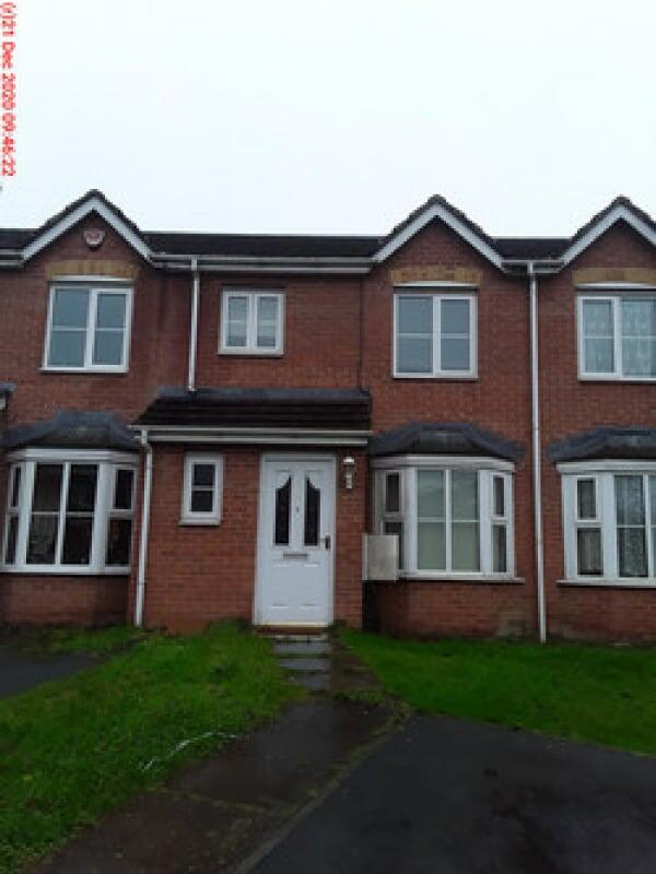 3 bed Mid Terraced House for rent in Troydale. From Emoov - Chelmsford