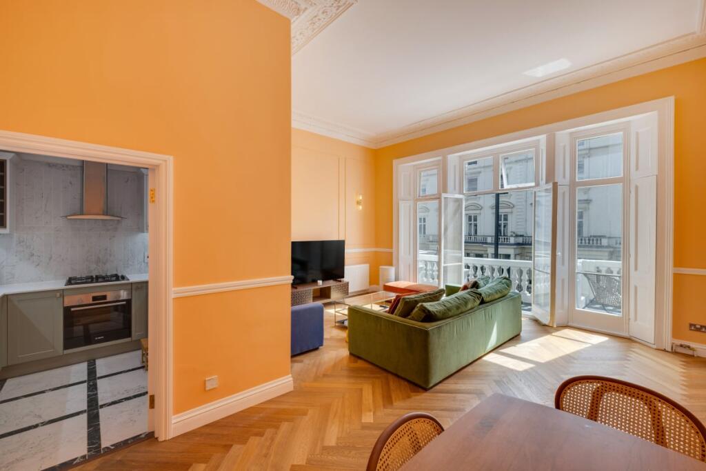 2 bed 1st Floor Flat for rent in Westminster. From Emoov - Chelmsford 2 bed 1st Floor Flat for rent in Westminster. From Emoov - Chelmsford