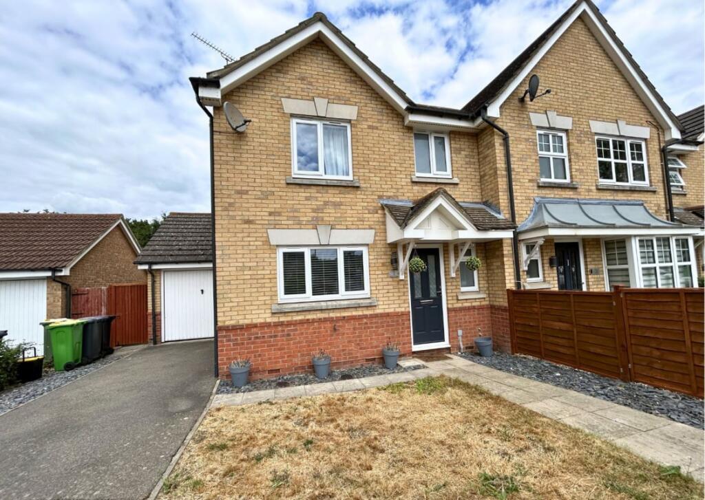 3 bed Semi Detached for rent in Rayleigh. From Emoov - Chelmsford 3 bed Semi Detached for rent in Rayleigh. From Emoov - Chelmsford