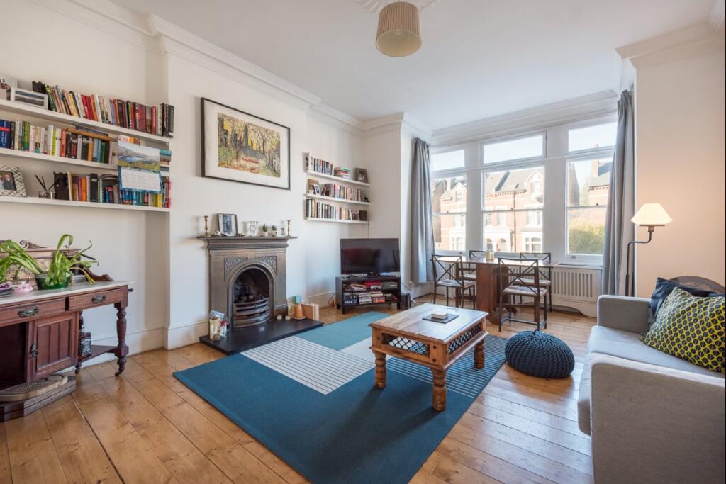 2 bed 1st Floor Flat for rent in Streatham. From Emoov - Chelmsford 2 bed 1st Floor Flat for rent in Streatham. From Emoov - Chelmsford