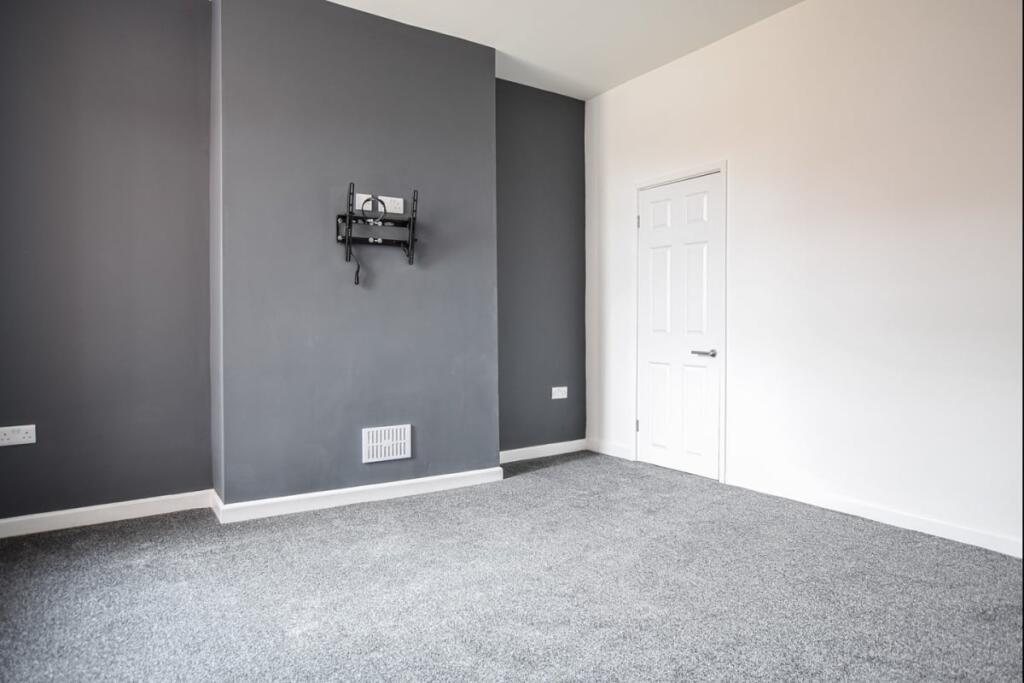 3 bed Mid Terraced House for rent in Coppenhall Moss. From Emoov - Chelmsford 3 bed Mid Terraced House for rent in Coppenhall Moss. From Emoov - Chelmsford