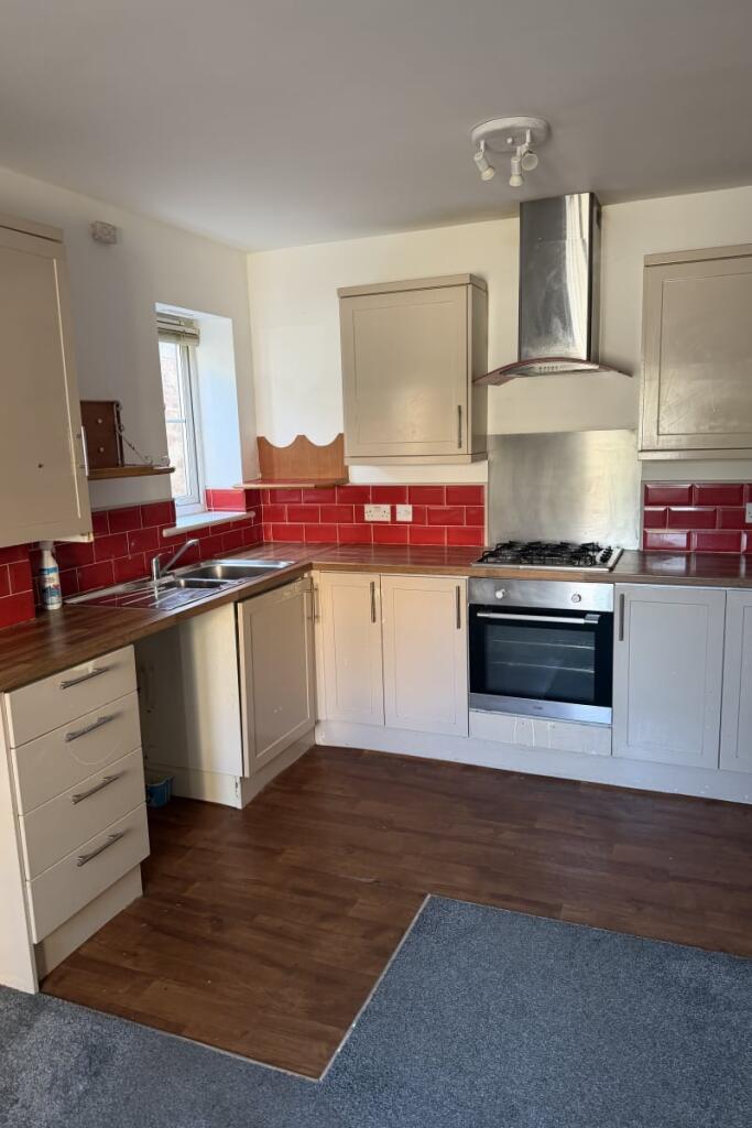 2 bed House (unspecified) for rent in Bae Colwyn. From Emoov - Chelmsford