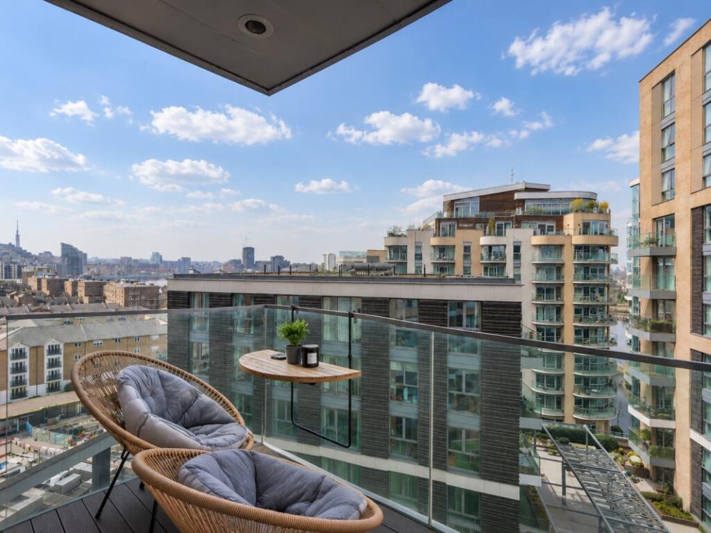 2 bed 1st Floor Flat for rent in Battersea. From Emoov - Chelmsford 2 bed 1st Floor Flat for rent in Battersea. From Emoov - Chelmsford
