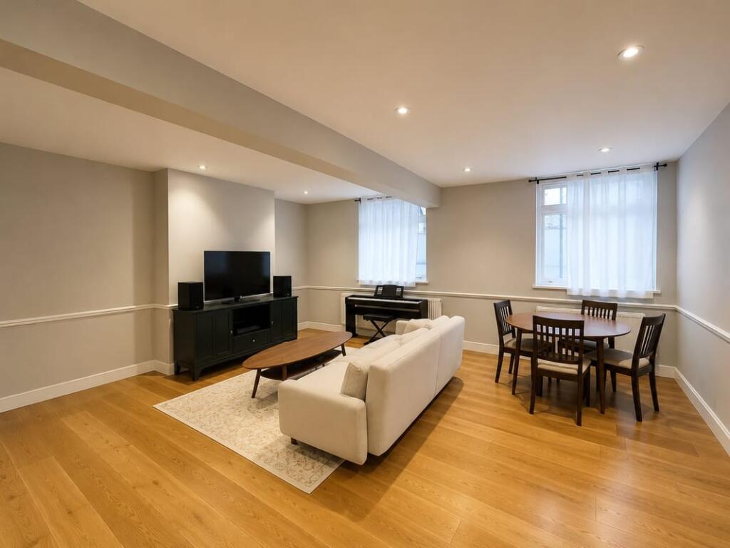 1 bed 1st Floor Flat for rent in Lewisham. From Emoov - Chelmsford