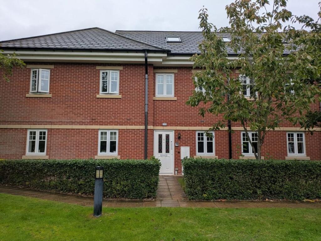 2 bed 1st Floor Flat for rent in Linby. From Emoov - Chelmsford