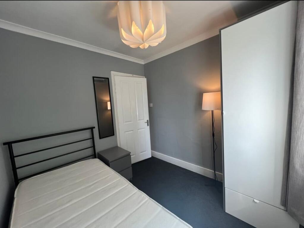 4 bed House Share for rent in Greenwich. From Emoov - Chelmsford
