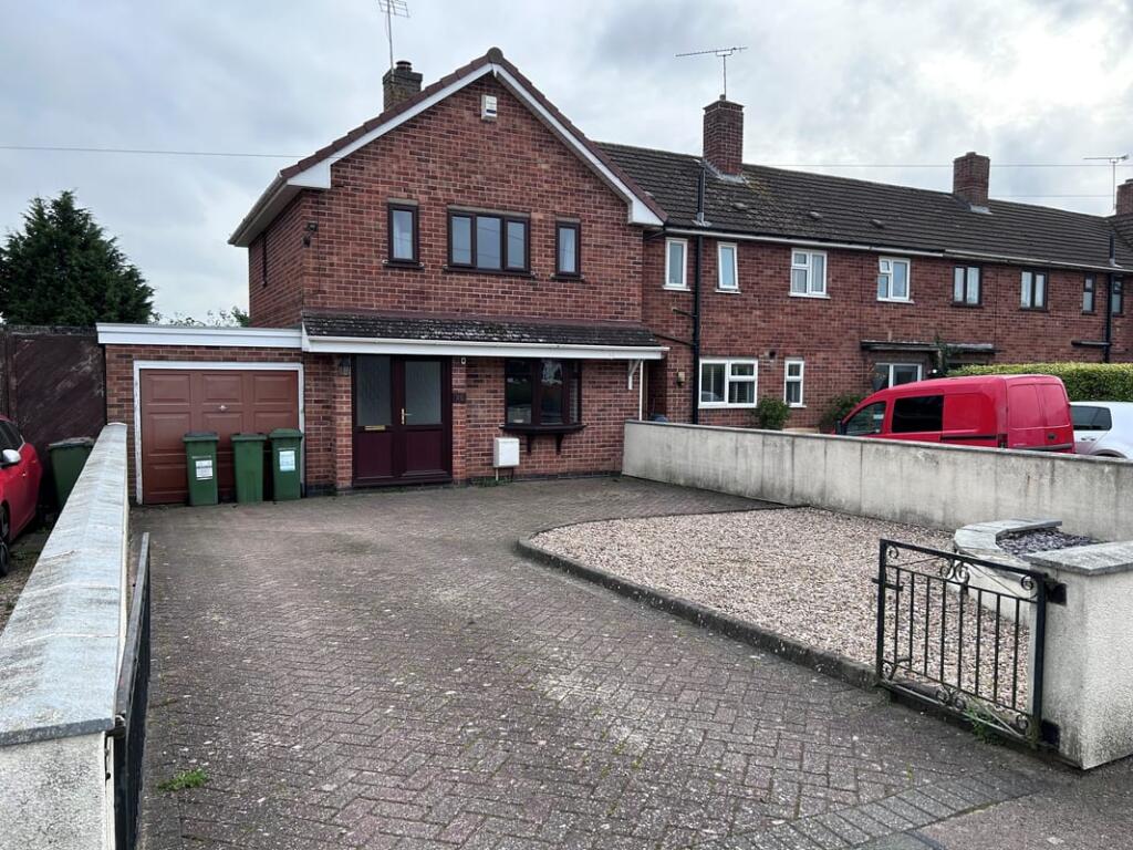 2 bed Mid Terraced House for rent in Thurlaston. From Emoov - Chelmsford