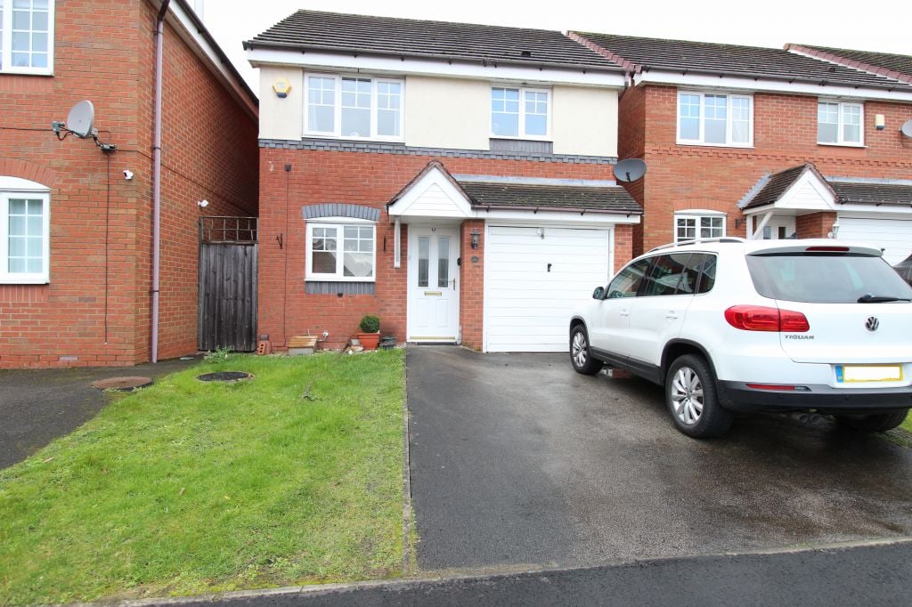 3 bed Detached house for rent in Walsall. From Griffin Property Co - Lettings