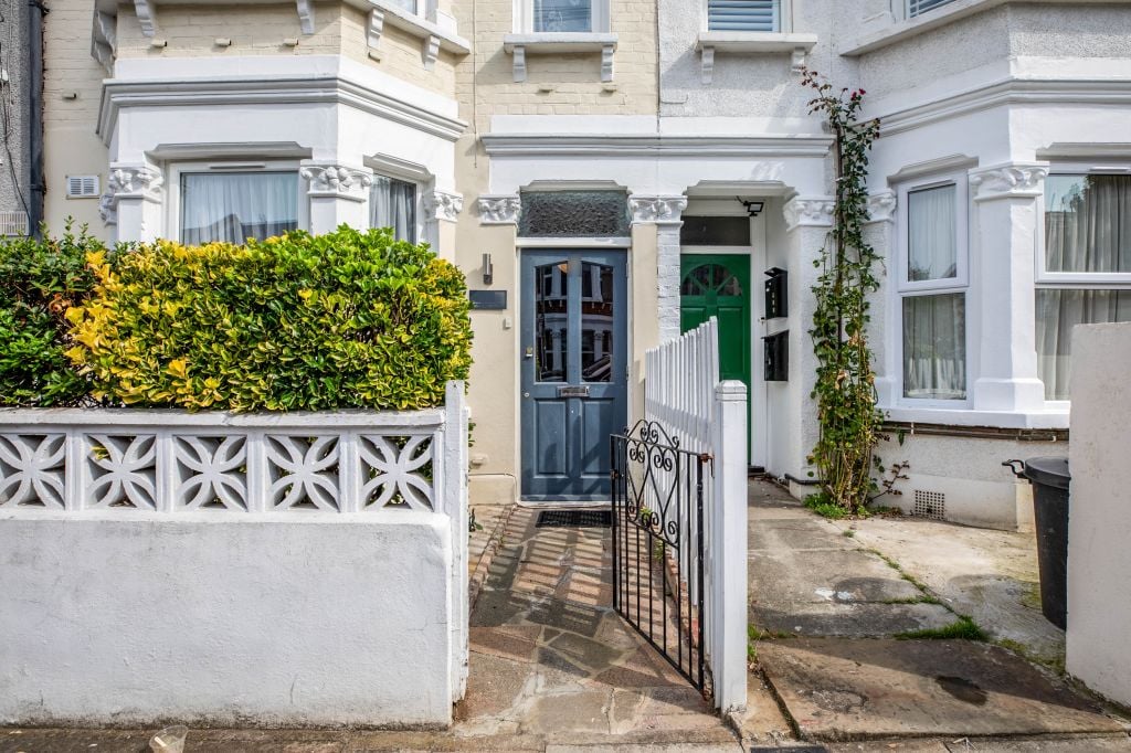 5 bed Terraced House for rent in London. From Griffin Property Co - Lettings