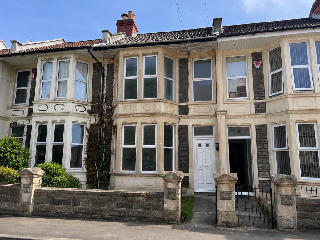 5 bed Mid Terraced House for rent in Broomhill. From Andrews Letting and Management - Downend 5 bed Mid Terraced House for rent in Broomhill. From Andrews Letting and Management - Downend