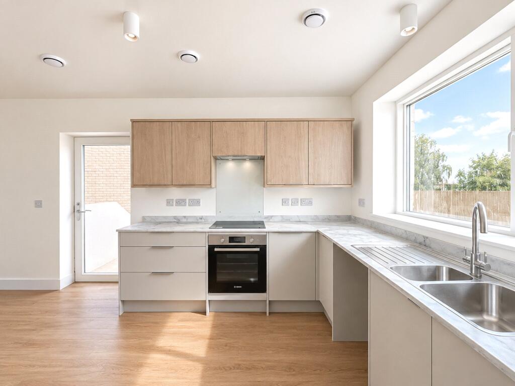 3 bed Semi Detached for rent in Two Mile Hill. From Andrews Letting and Management - Downend 3 bed Semi Detached for rent in Two Mile Hill. From Andrews Letting and Management - Downend