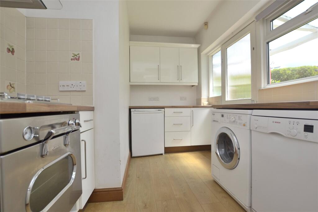 3 bed Bungalow for rent in Brookthorpe. From Andrews Letting and Management - Gloucester