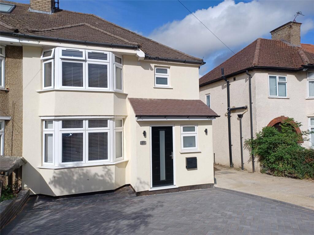 4 bed Detached for rent in Elsfield. From Andrews Letting and Management - Headington 4 bed Detached for rent in Elsfield. From Andrews Letting and Management - Headington