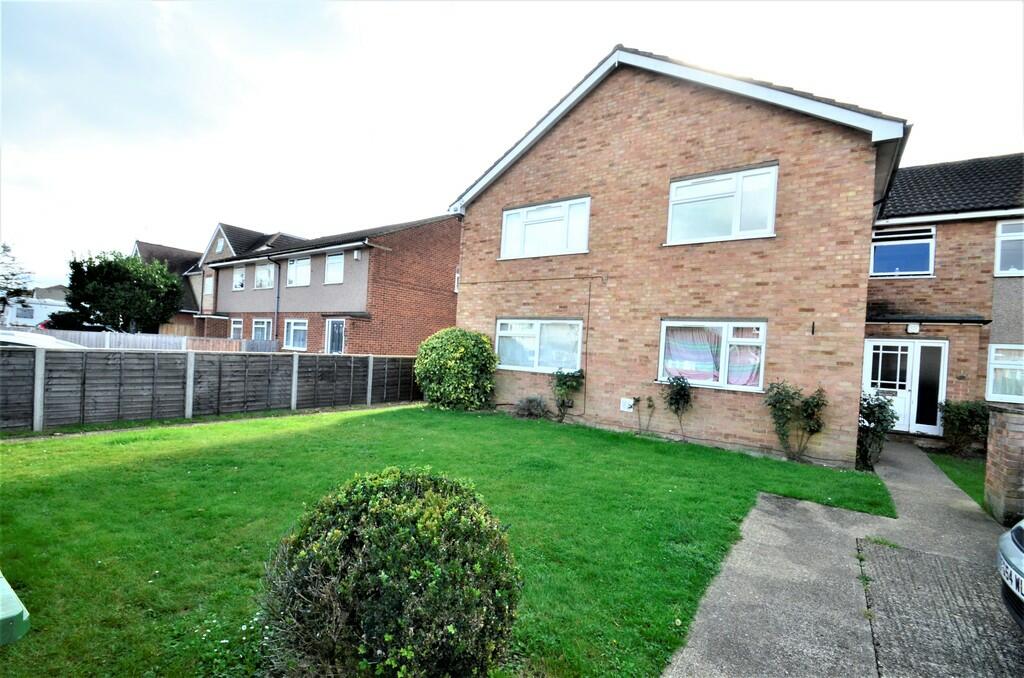 2 bed House (unspecified) for rent in Ashford. From SJ Smith Estate Agents