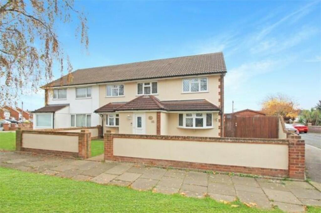 5 bed Semi-Detached House for rent in Stanwell. From SJ Smith Estate Agents