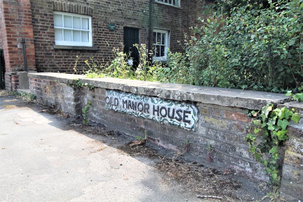 4 bed End of Terrace for rent in Shepperton. From S J Smith Estate Agents - Ashford