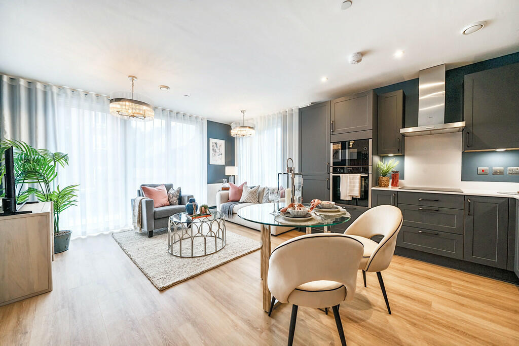 2 bed Apartment for rent in Staines-upon-Thames. From S J Smith Estate Agents - Ashford