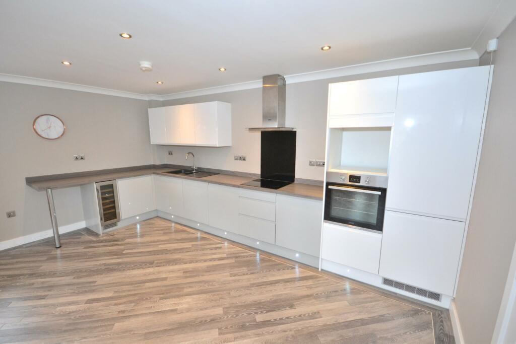2 bed Apartment for rent in Egham. From S J Smith Estate Agents - Ashford 2 bed Apartment for rent in Egham. From S J Smith Estate Agents - Ashford