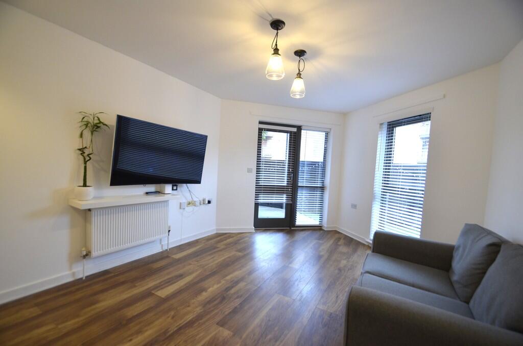 1 bed Apartment for rent in Feltham. From S J Smith Estate Agents - Ashford 1 bed Apartment for rent in Feltham. From S J Smith Estate Agents - Ashford
