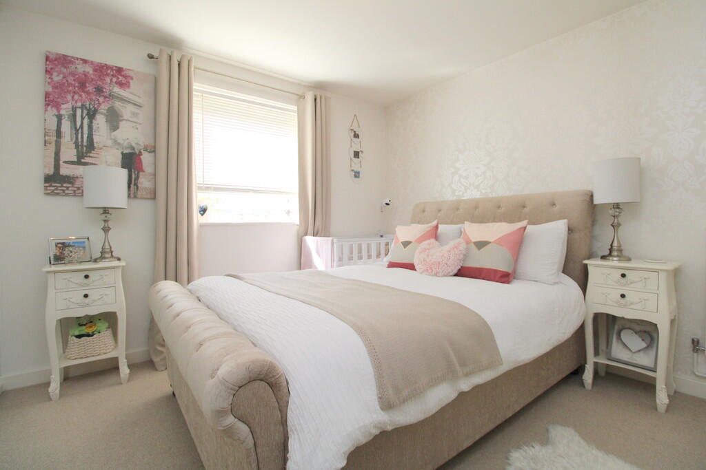 1 bed Apartment for rent in West Bedfont. From S J Smith Estate Agents - Ashford