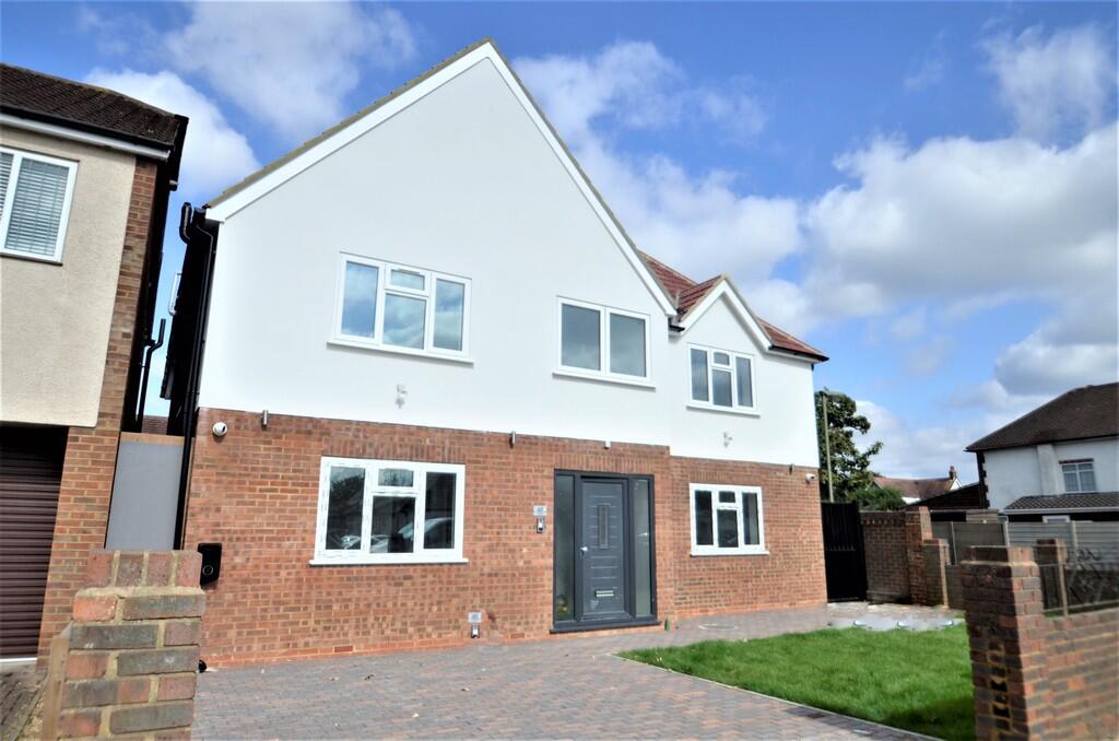 2 bed Apartment for rent in Ashford. From S J Smith Estate Agents - Ashford