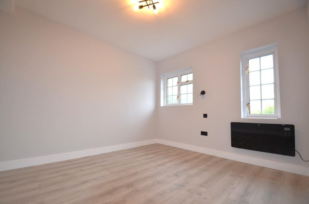 1 bed House Share for rent in Staines-upon-Thames. From S J Smith Estate Agents - Ashford