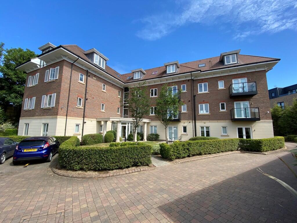 2 bed Apartment for rent in Ashford. From S J Smith Estate Agents - Ashford