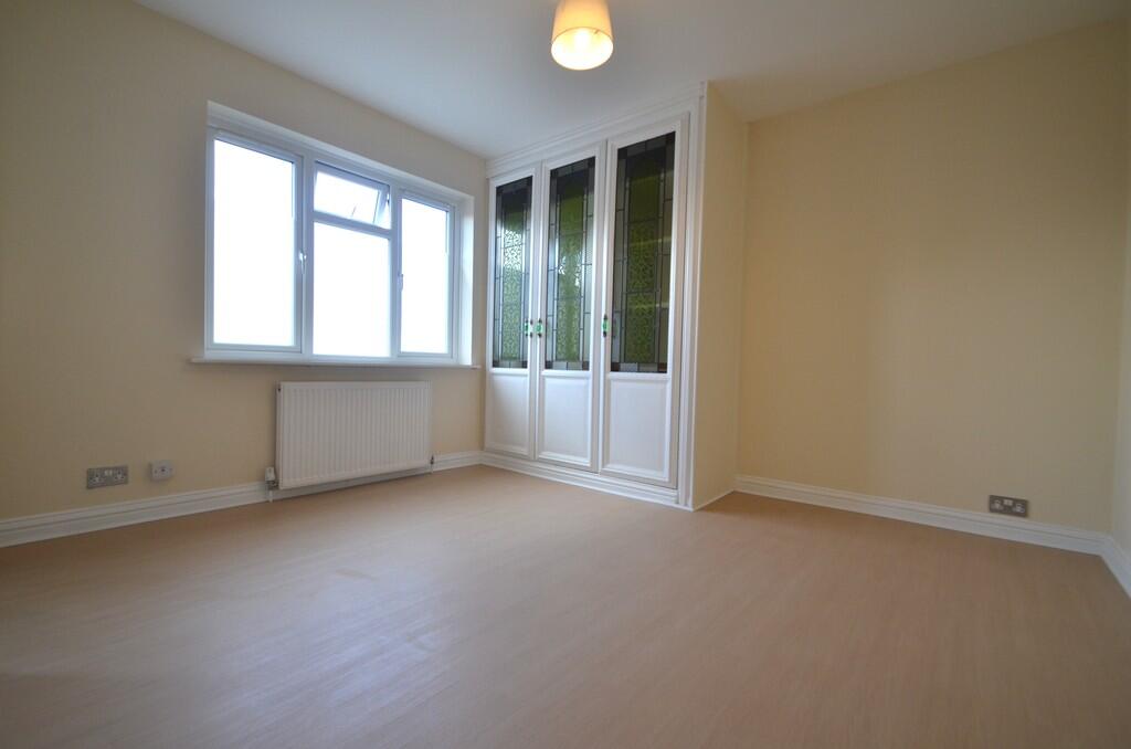 1 bed House Share for rent in West Bedfont. From S J Smith Estate Agents - Ashford