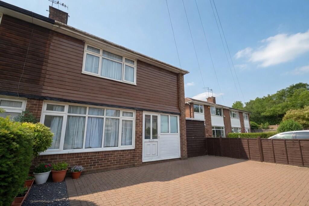 2 bed Semi Detached for rent in Feltham. From S J Smith Estate Agents - Ashford