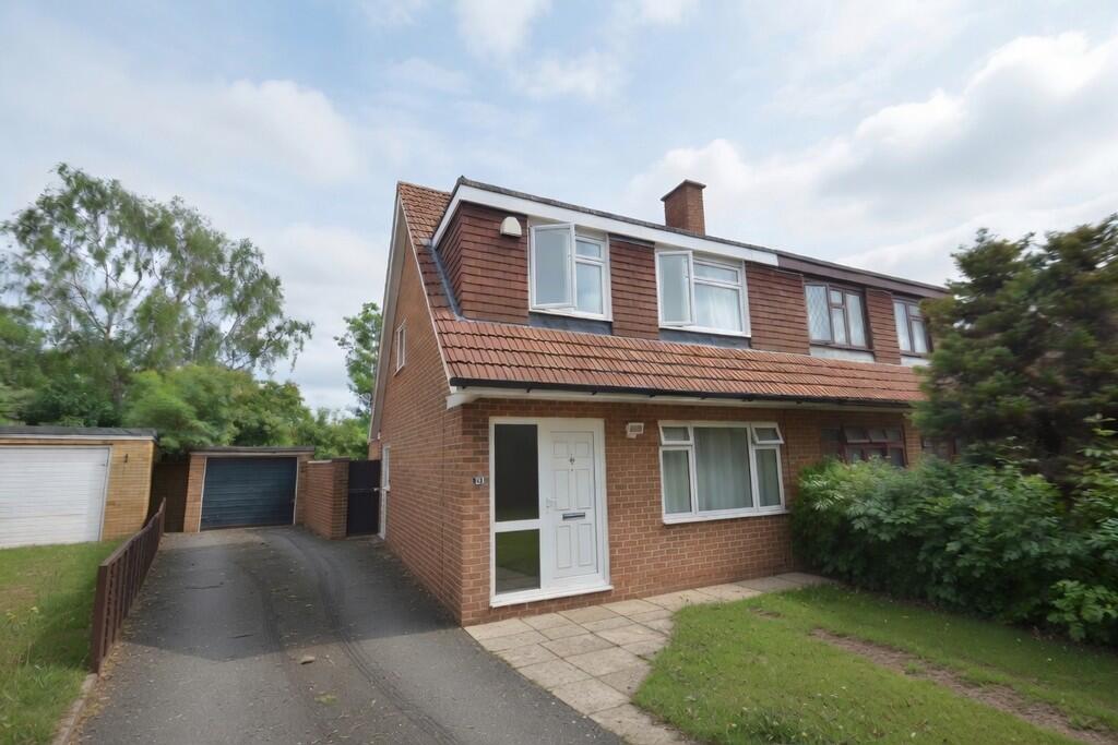6 bed Semi Detached for rent in Egham. From S J Smith Estate Agents - Ashford