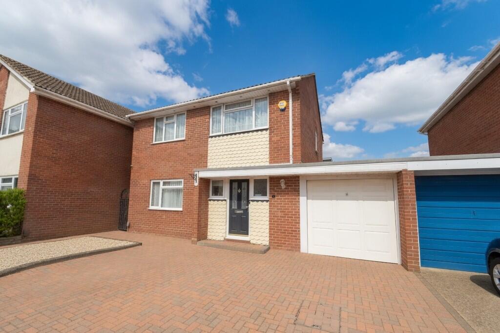 4 bed Detached for rent in Egham. From S J Smith Estate Agents - Ashford