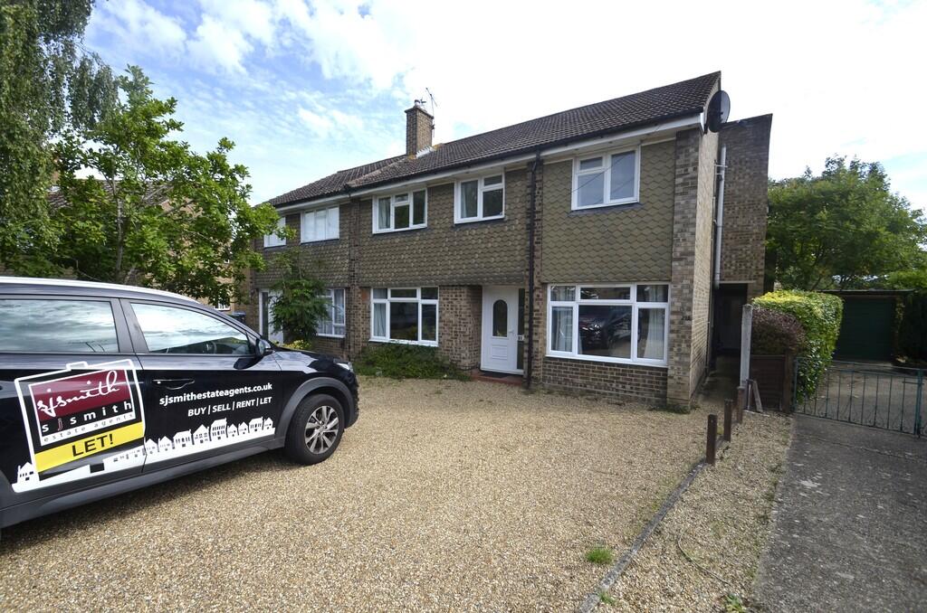 6 bed Semi Detached for rent in Egham. From S J Smith Estate Agents - Ashford