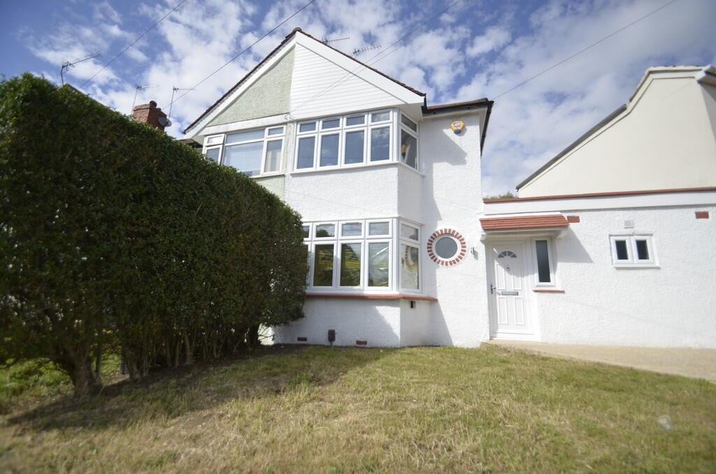 2 bed End of Terrace for rent in Feltham. From S J Smith Estate Agents - Ashford