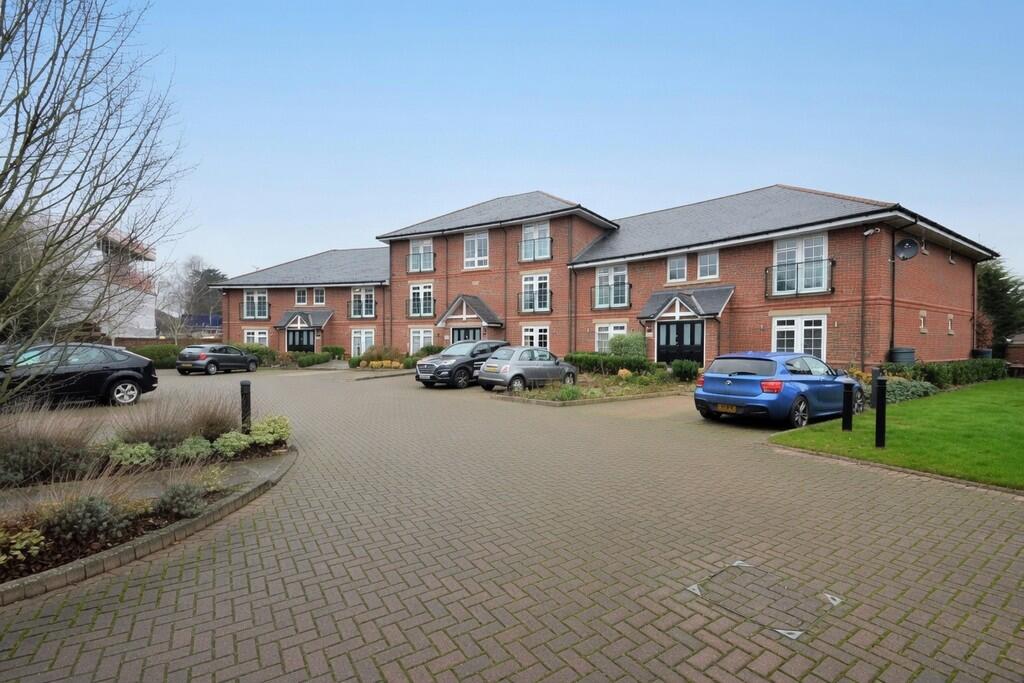 2 bed Apartment for rent in Egham. From S J Smith Estate Agents - Ashford