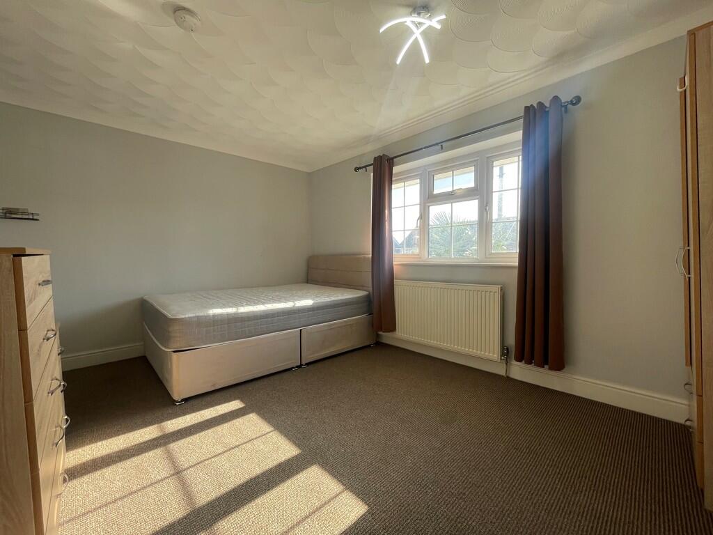 1 bed House Share for rent in Stanwell. From S J Smith Estate Agents - Ashford