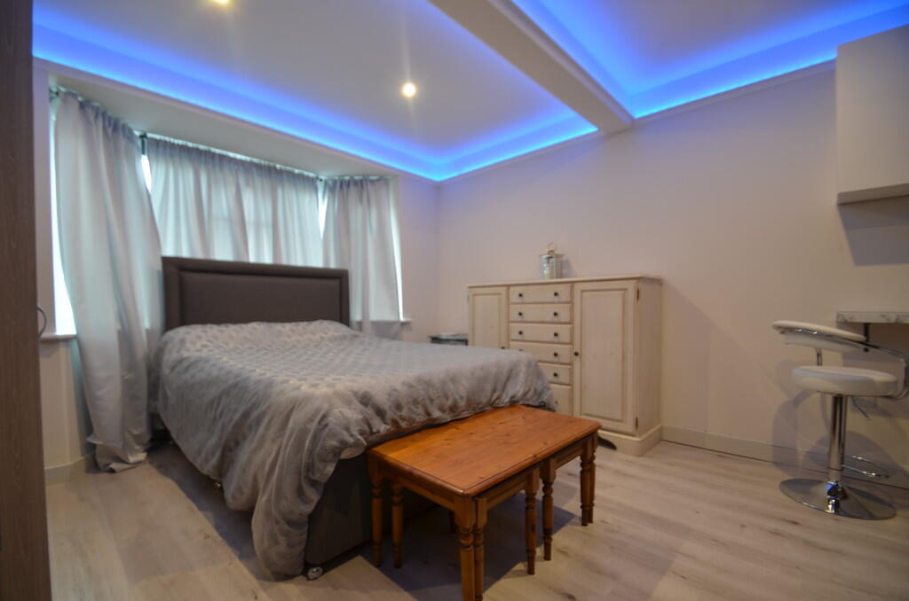 3 bed Detached for rent in Ashford. From S J Smith Estate Agents - Ashford
