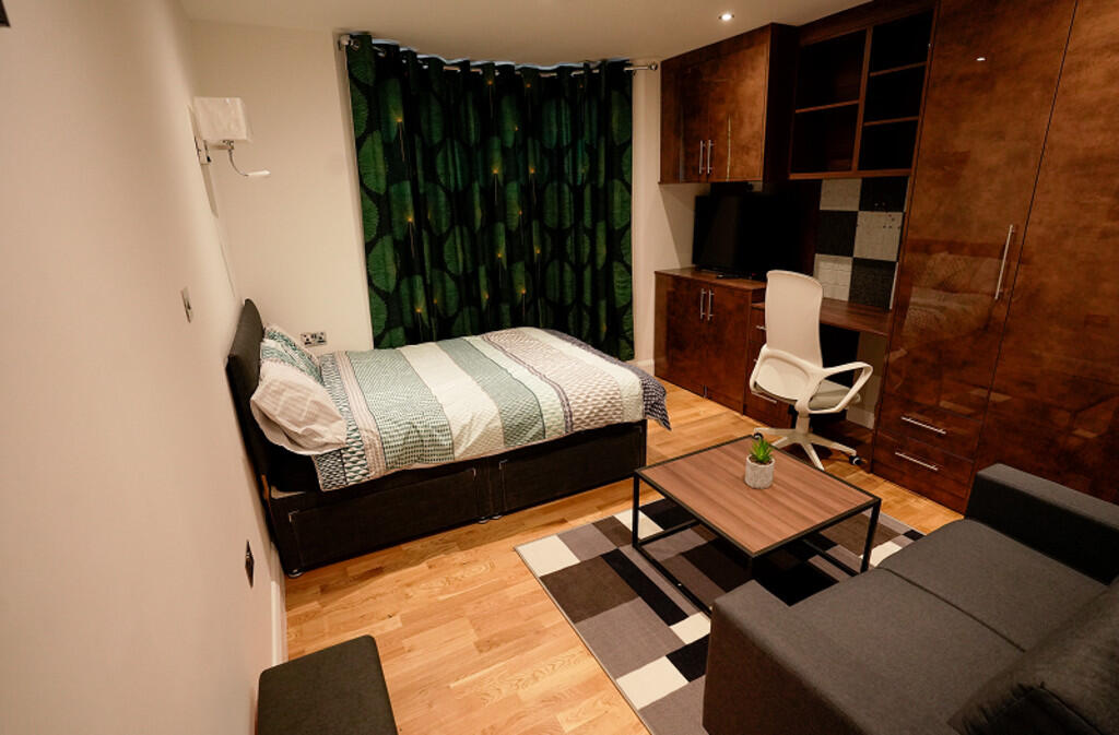 1 bed House Share for rent in Egham. From S J Smith Estate Agents - Ashford