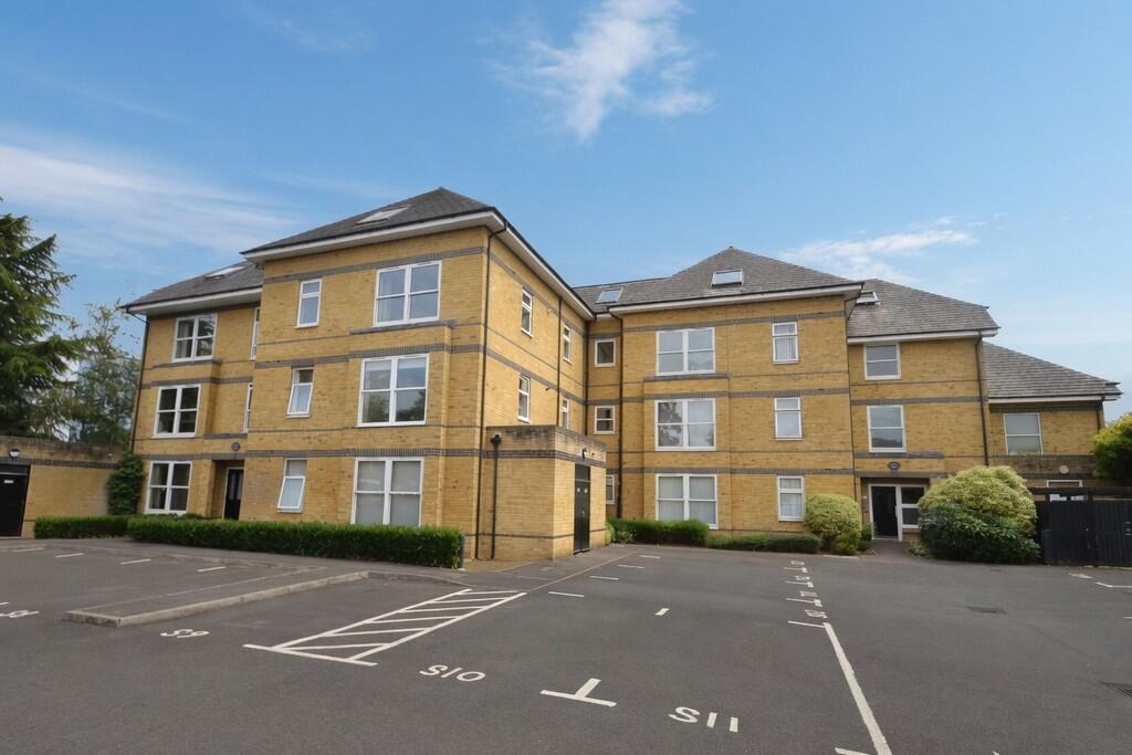 2 bed Apartment for rent in Egham. From S J Smith Estate Agents - Ashford 2 bed Apartment for rent in Egham. From S J Smith Estate Agents - Ashford