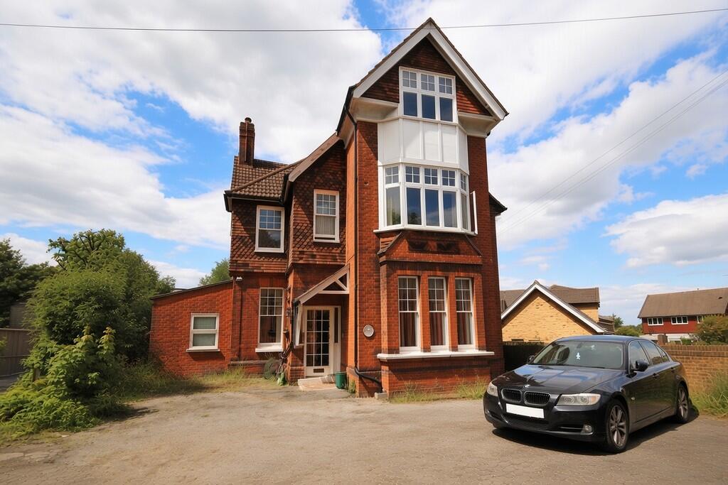 2 bed Apartment for rent in Egham. From S J Smith Estate Agents - Ashford
