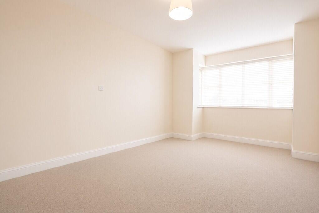 1 bed House (unspecified) for rent in Ashford. From S J Smith Estate Agents - Ashford