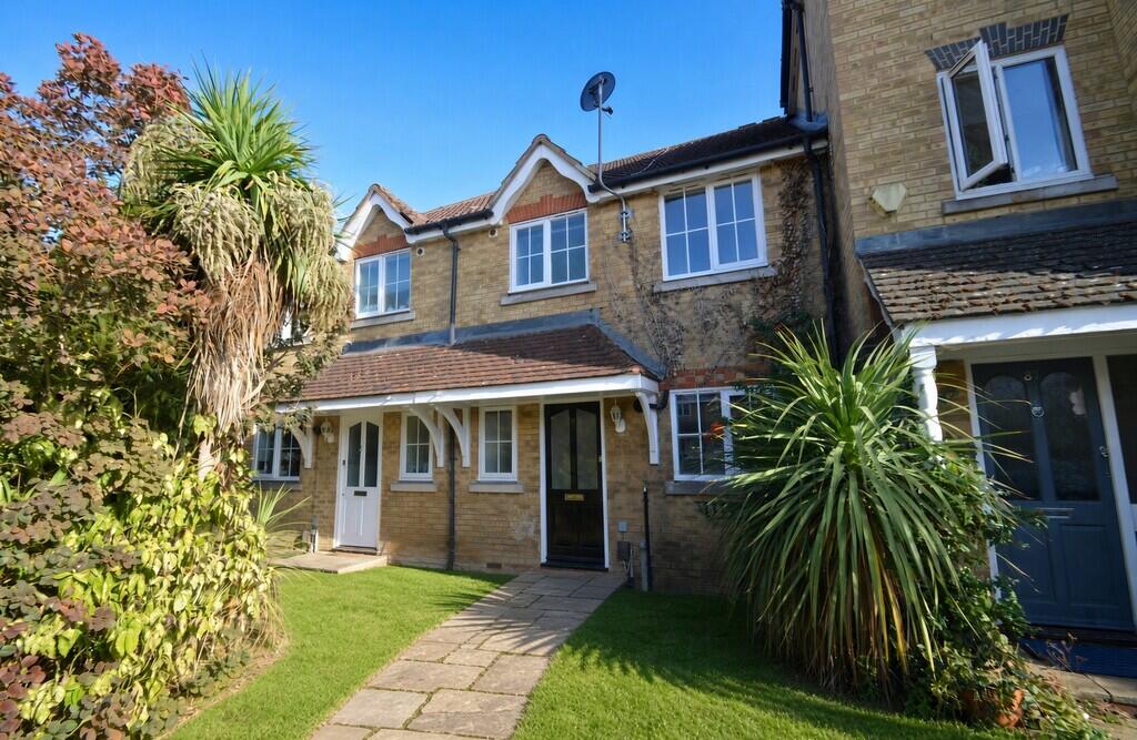 4 bed Mid Terraced House for rent in Egham. From S J Smith Estate Agents - Ashford 4 bed Mid Terraced House for rent in Egham. From S J Smith Estate Agents - Ashford
