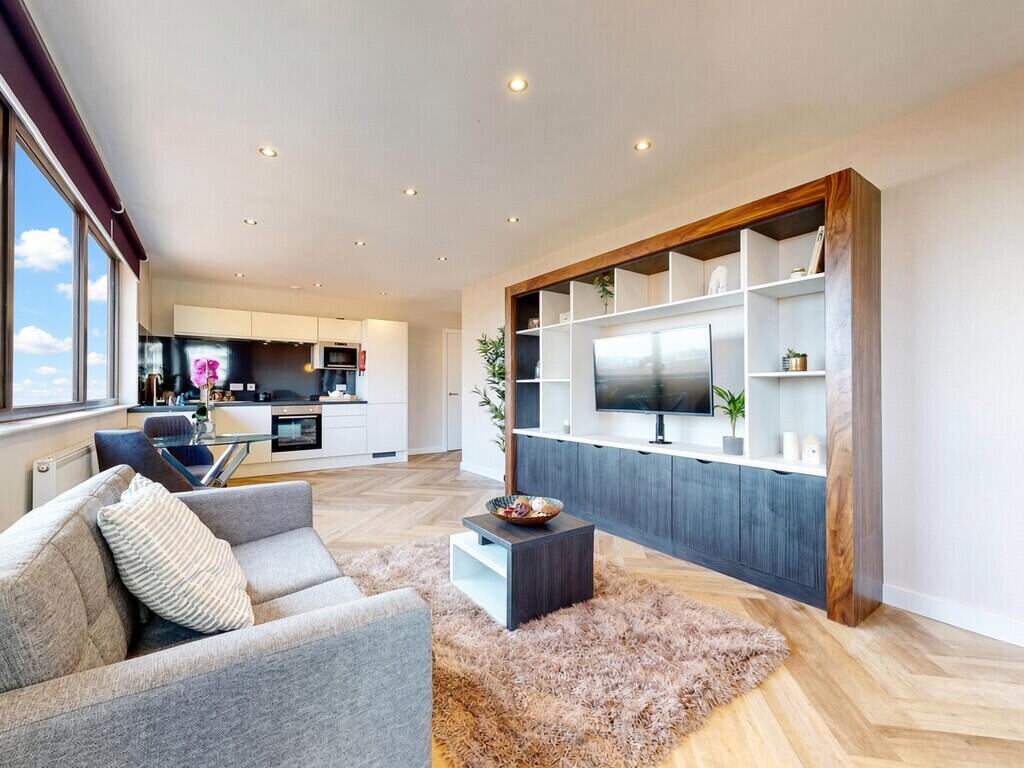 2 bed Apartment for rent in Walton-on-Thames. From S J Smith Estate Agents - Ashford 2 bed Apartment for rent in Walton-on-Thames. From S J Smith Estate Agents - Ashford