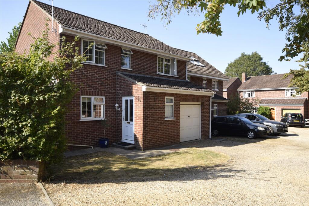 4 bed Detached for rent in Trowbridge. From Andrews Letting and Management - Midsomer Norton 4 bed Detached for rent in Trowbridge. From Andrews Letting and Management - Midsomer Norton