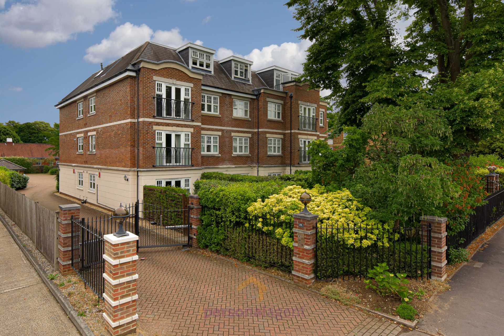 2 bed Apartment for rent in Epsom. From The Personal Agent - Epsom